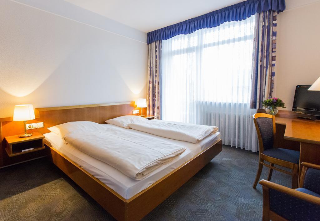 Hotel Eydt Kirchheim 基希海姆 外观 照片