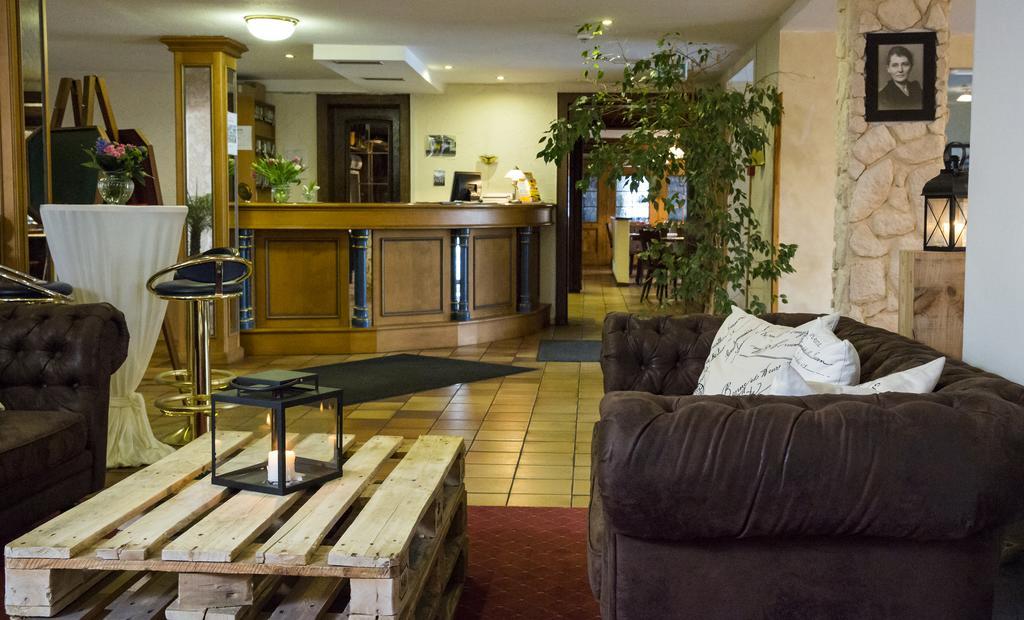 Hotel Eydt Kirchheim 基希海姆 外观 照片